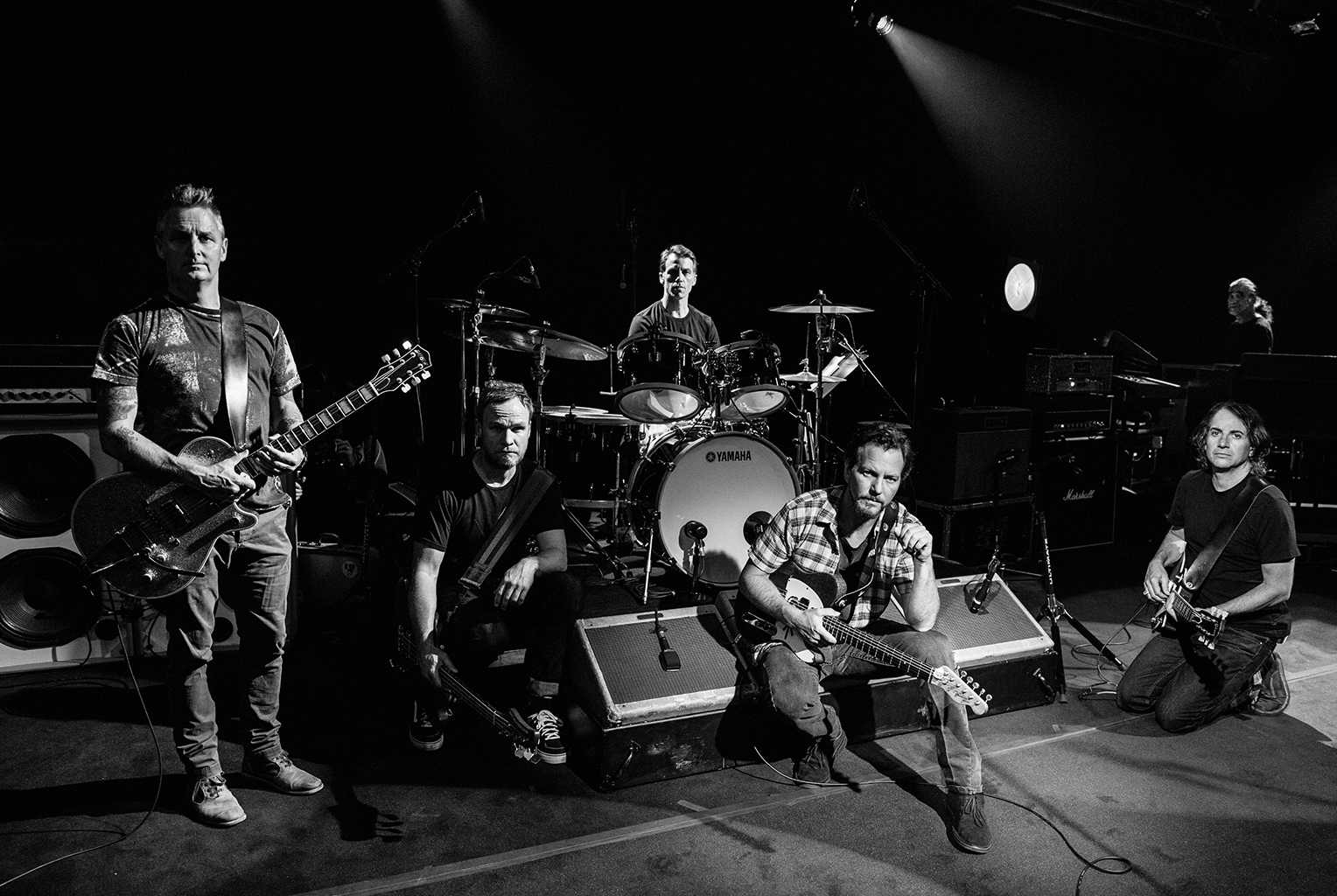 Pearl Jam se na novince vrací do devadesátek. Zní to báječně