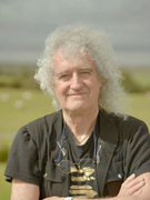 Náhledový obrázek k článku Brian May prodělal náhlou mrtvici. „Pořád mohu hrát,“ uklidňuje fanoušky kytarista Queen