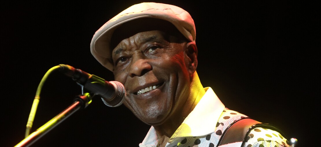 Obrázek k článku NAŽIVO: V Praze se s fanoušky rozloučil Buddy Guy, král blues a kníže vopičáren