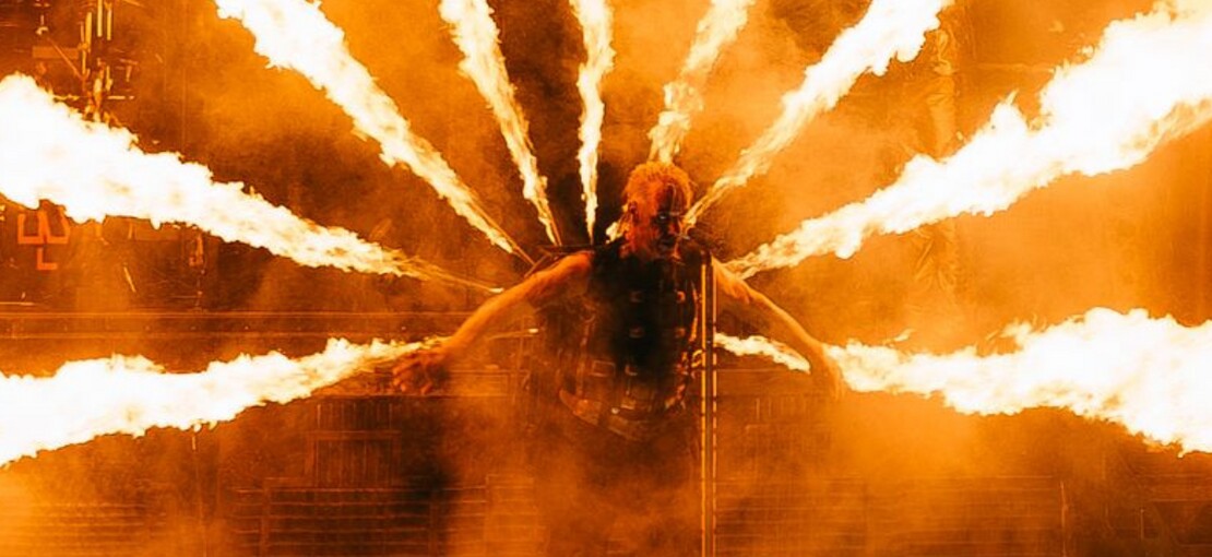 Obrázek k článku NAŽIVO: Rammstein vzbuzují údiv. Chrám ohně se pyšní plameny i dokonalým zvukem