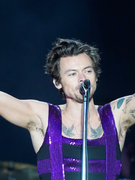 Náhledový obrázek k článku Harry Styles to má v sobě. Jeho česká premiéra byla bezchybná a strhující