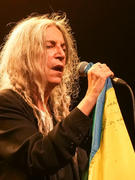 Náhledový obrázek k článku Zdravotní stav Patti Smith se zhoršil. Zpěvačka zrušila vystoupení