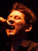 Náhledový obrázek k článku Zemřel Shane MacGowan. Pankáč každým coulem z kultovních The Pogues