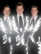 Náhledový obrázek k článku The Hives si přijedou omotat kolem prstu návštěvníky Mighty Sounds